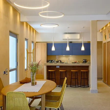 Asteria Seafront Luxury Διαμέρισμα