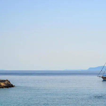 Asteria Seafront Luxury