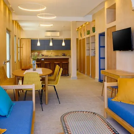 Asteria Seafront Luxury *